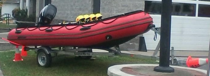 5af0493f57929_RescueBoat12-B.jpg.965669dc6bc3f1a6f4e4da2ff7694bcf.jpg